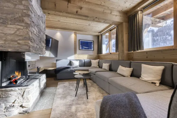Living room floor 2